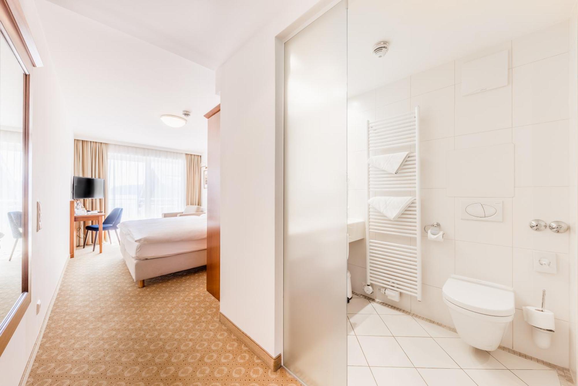 Seehotel Dr. Jilly 4*